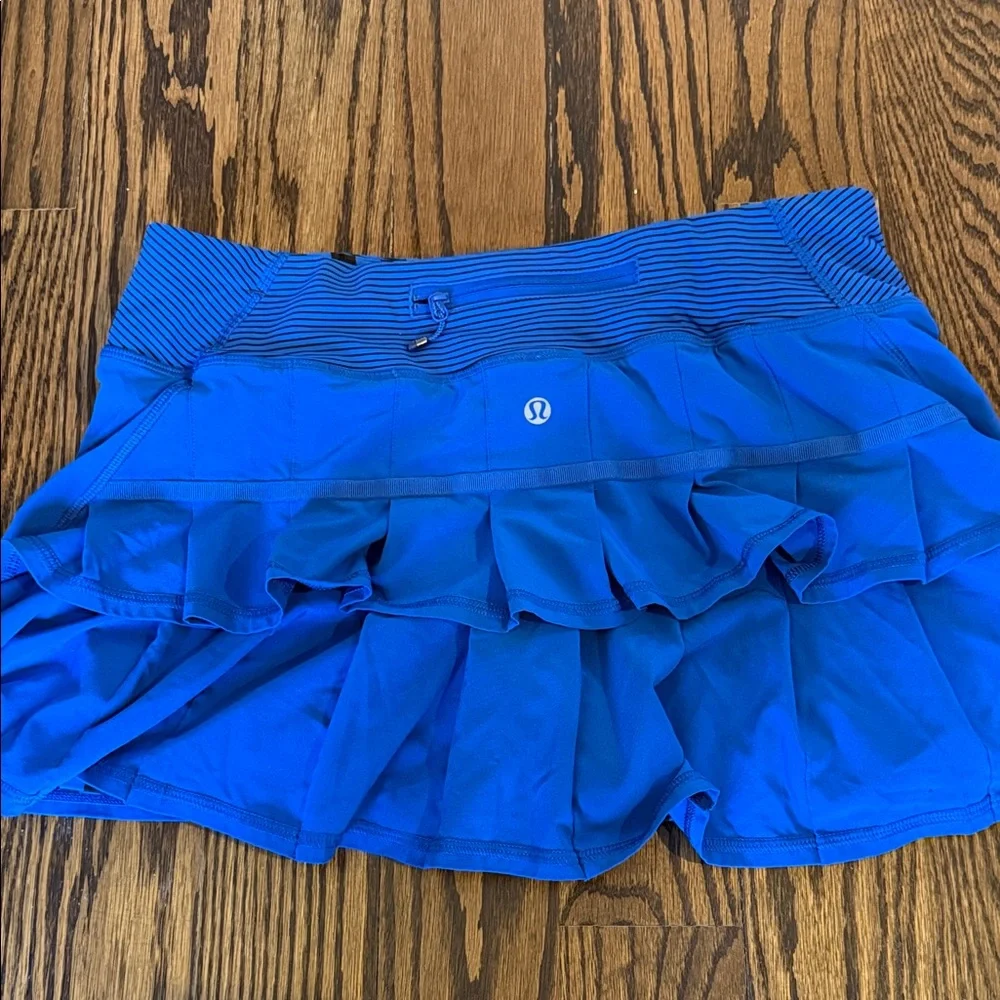 Lululemon Blue Women's Athletic/Tennis Skirt with Shorts - Picture 3 of 11